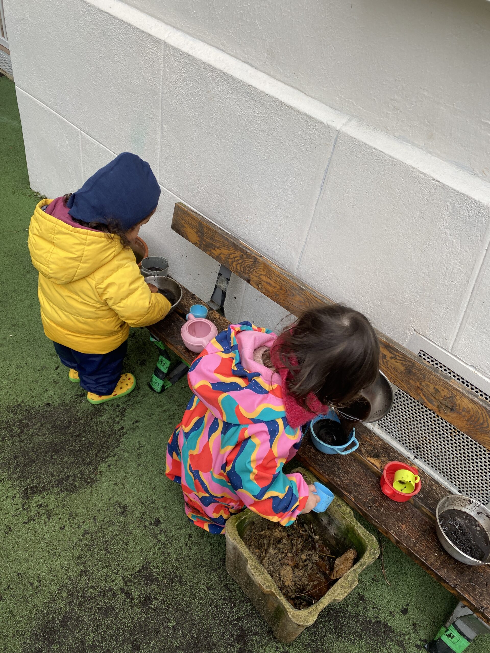 Crèche QUI - Crèche Parentale Paris "Quel Univers Inventer ? Notre projet nature